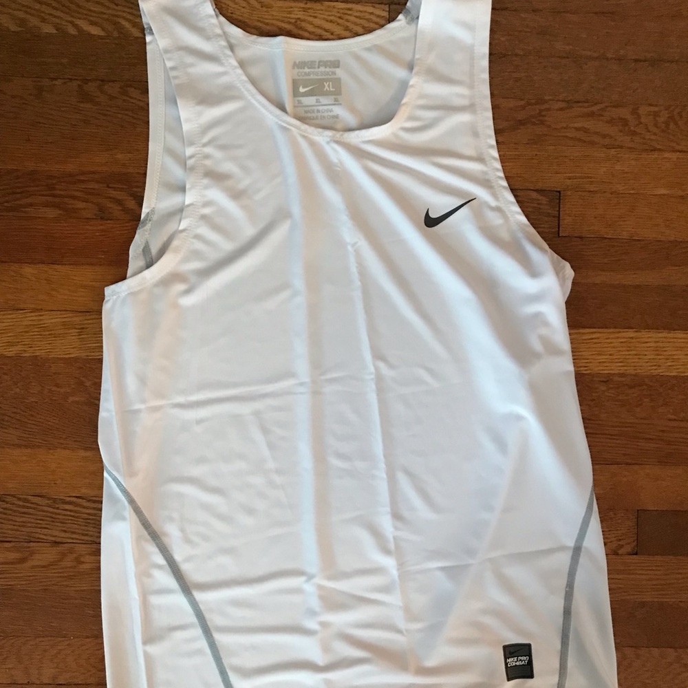 Nike Cut off Dry fit Men’s